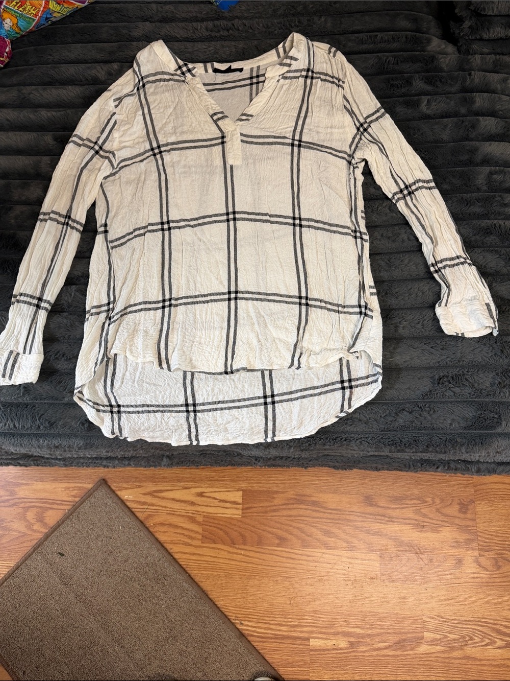 Jane and Delancey White and Black Windowpane V-Neck Tunic